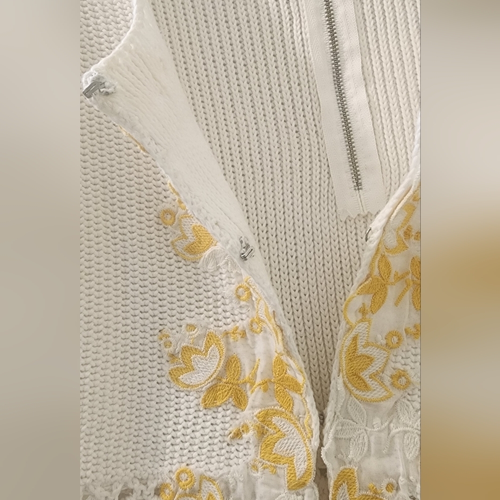 Anthropologie Field&Flower White and Yellow Floral Knit Top, Size Small, Cotton. - Picture 8 of 12